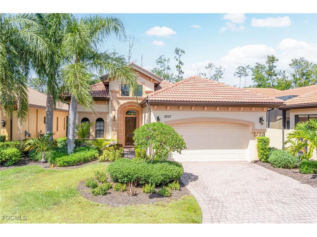8227 Provencia Court Fort Myers FL 33912 2025010033 image1