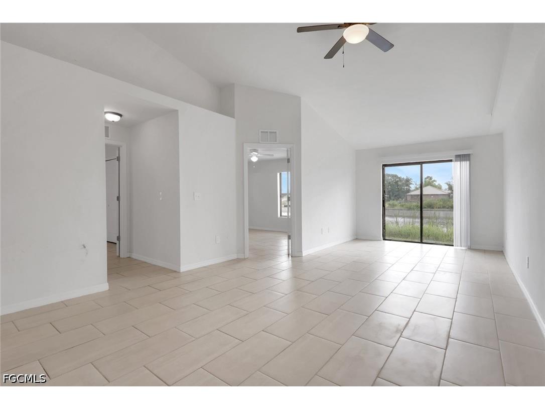 823/825 Cultural Park Boulevard S Cape Coral FL 33990 2026021138 image12