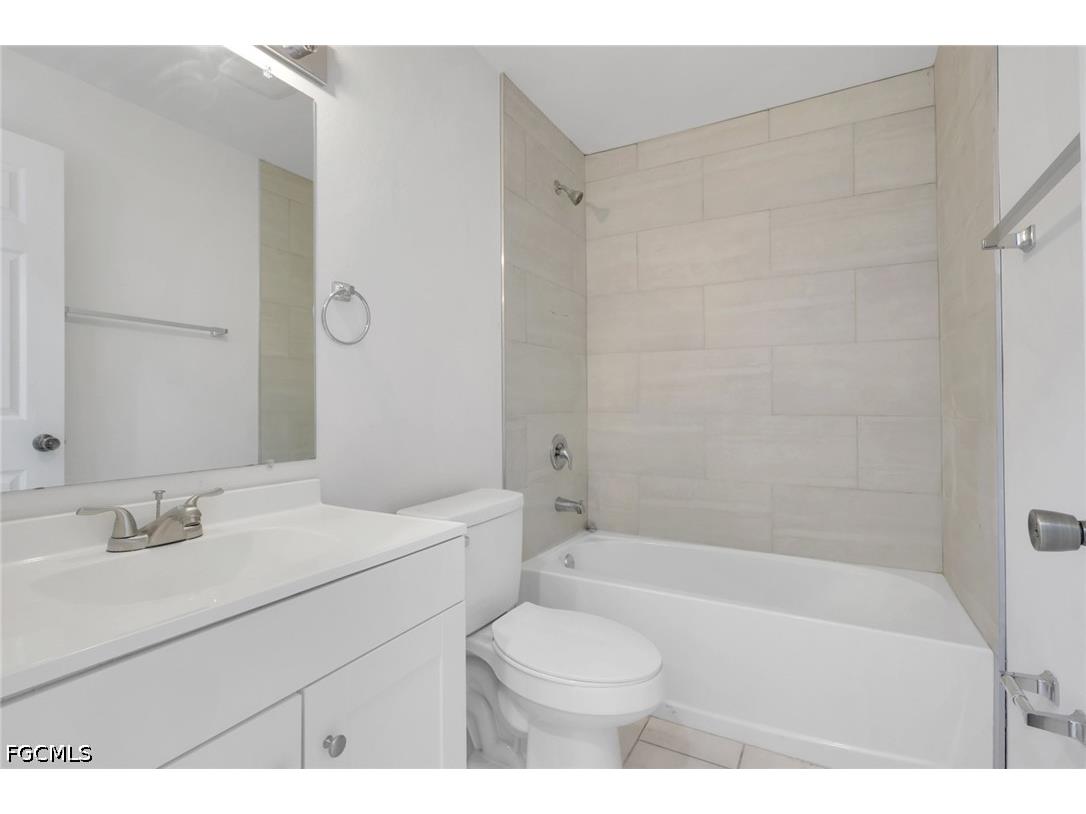 823/825 Cultural Park Boulevard S Cape Coral FL 33990 2026021138 image20