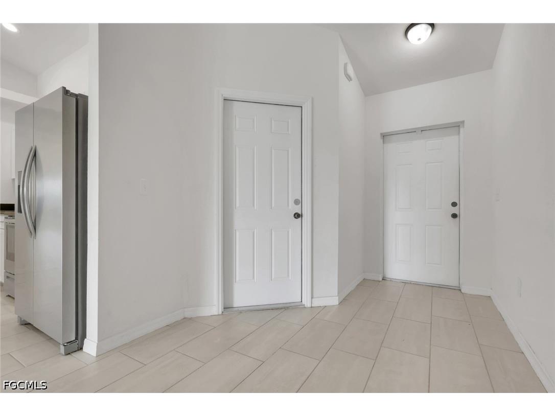 823/825 Cultural Park Boulevard S Cape Coral FL 33990 2026021138 image3