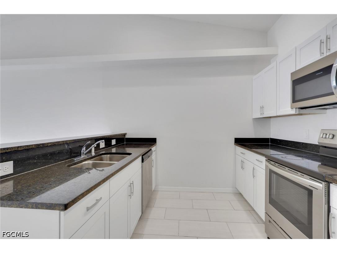 823/825 Cultural Park Boulevard S Cape Coral FL 33990 2026021138 image6