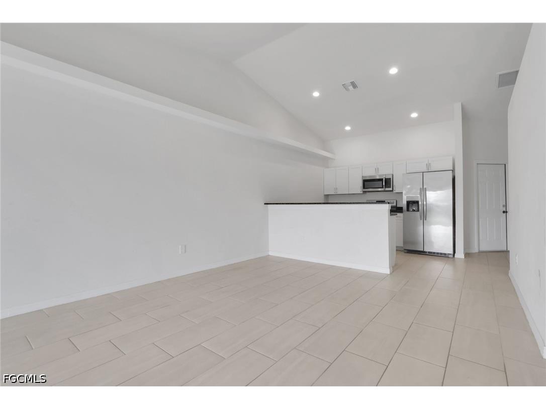 823/825 Cultural Park Boulevard S Cape Coral FL 33990 2026021138 image8