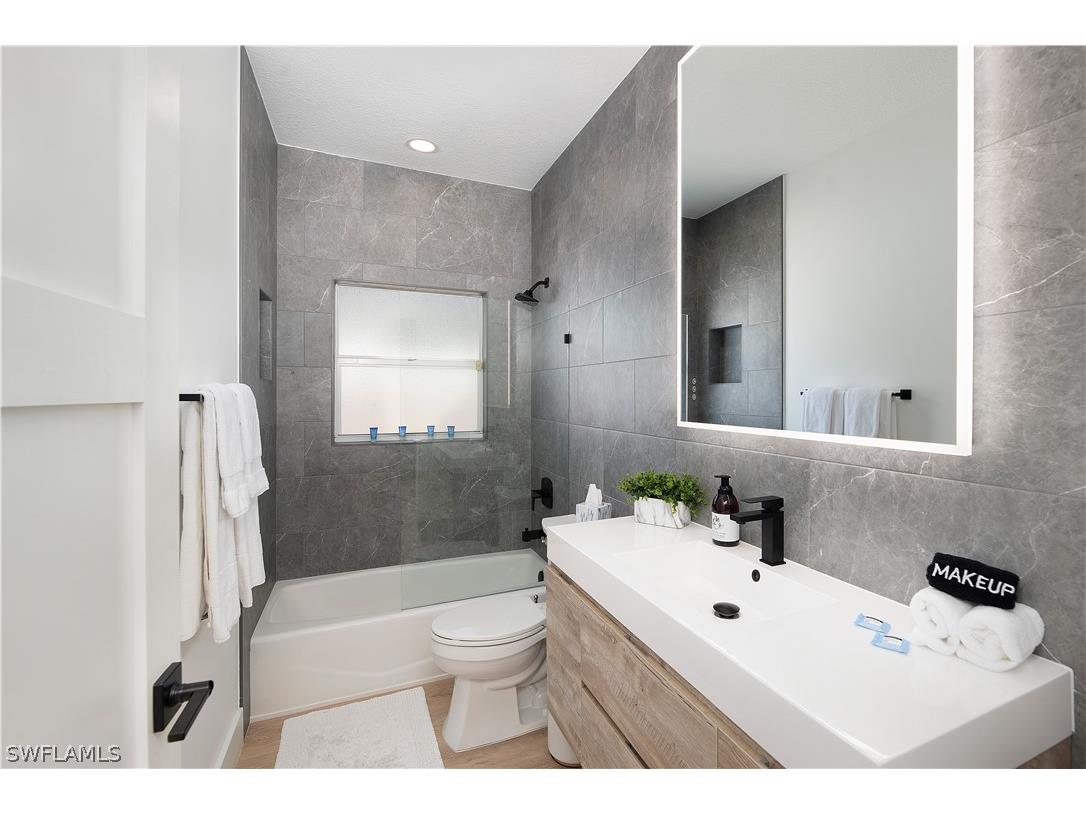 823 96th Avenue N Naples FL 34108 226011321 image15