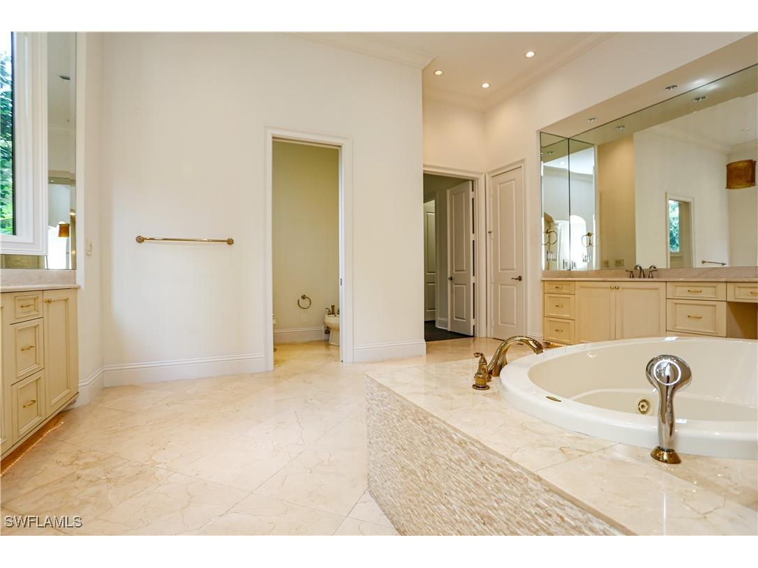 823 Cassena Road Naples FL 34108 226001344 image24