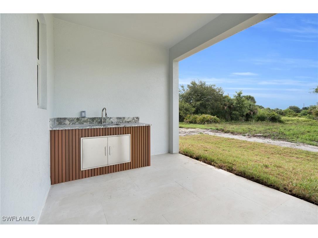 823 Hoosier Street E Lehigh Acres FL 33974 226002069 image31