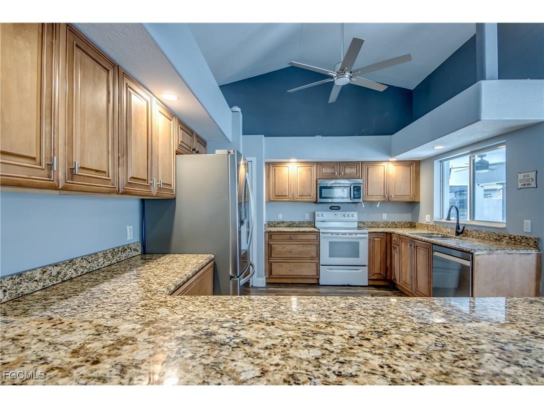 823 SW 10th Street Cape Coral FL 33991 2025020097 image20