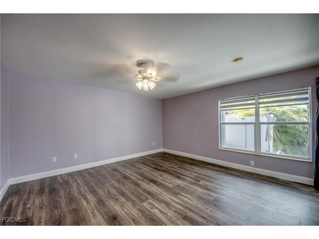 823 SW 10th Street Cape Coral FL 33991 2025020097 image27