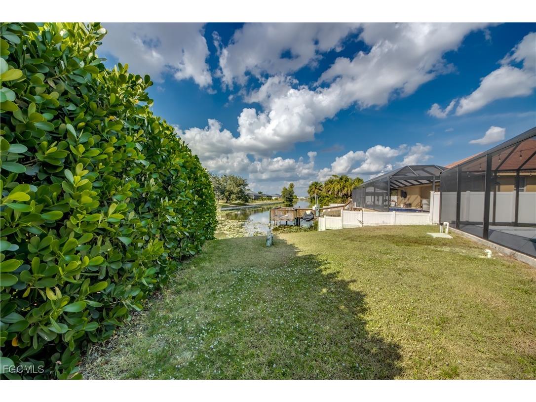 823 SW 10th Street Cape Coral FL 33991 2025020097 image46