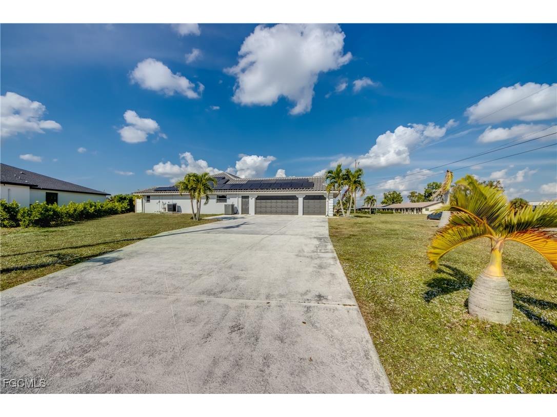 823 SW 10th Street Cape Coral FL 33991 2025020097 image50