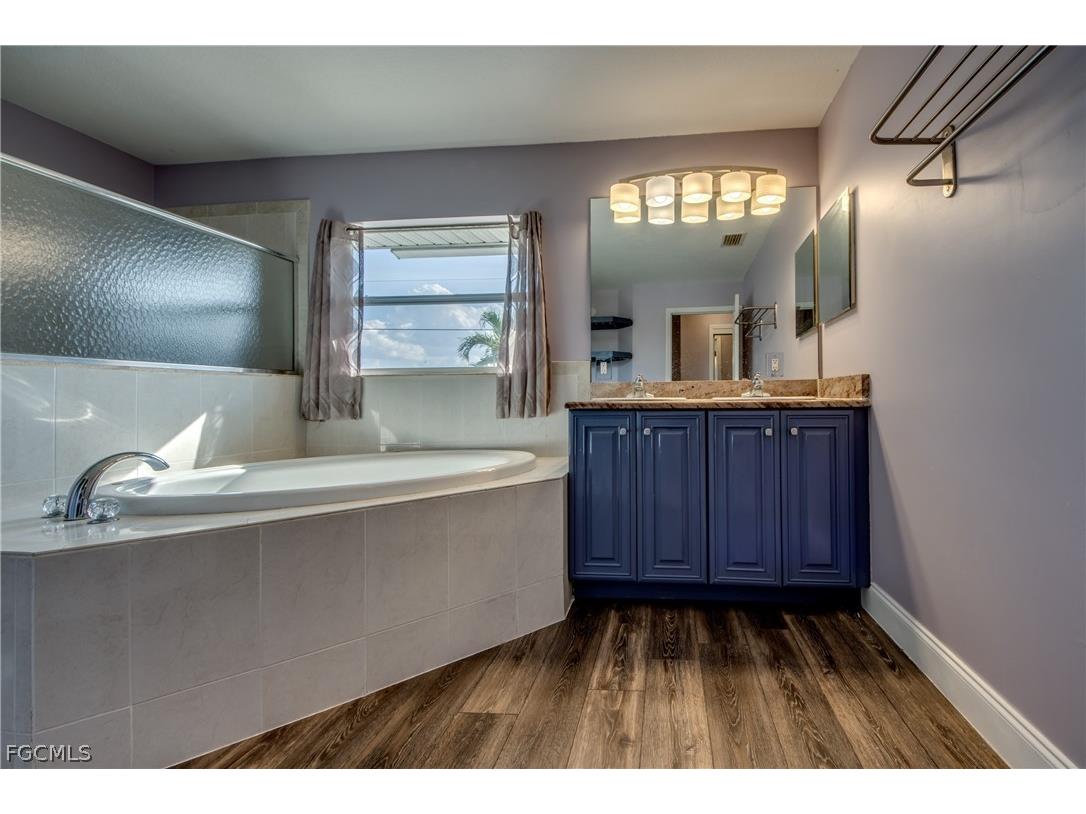 823 SW 10th Street Cape Coral FL 33991 2026006449 image19