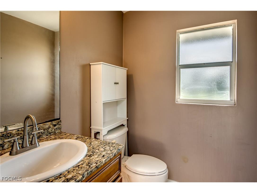 823 SW 10th Street Cape Coral FL 33991 2026006449 image45