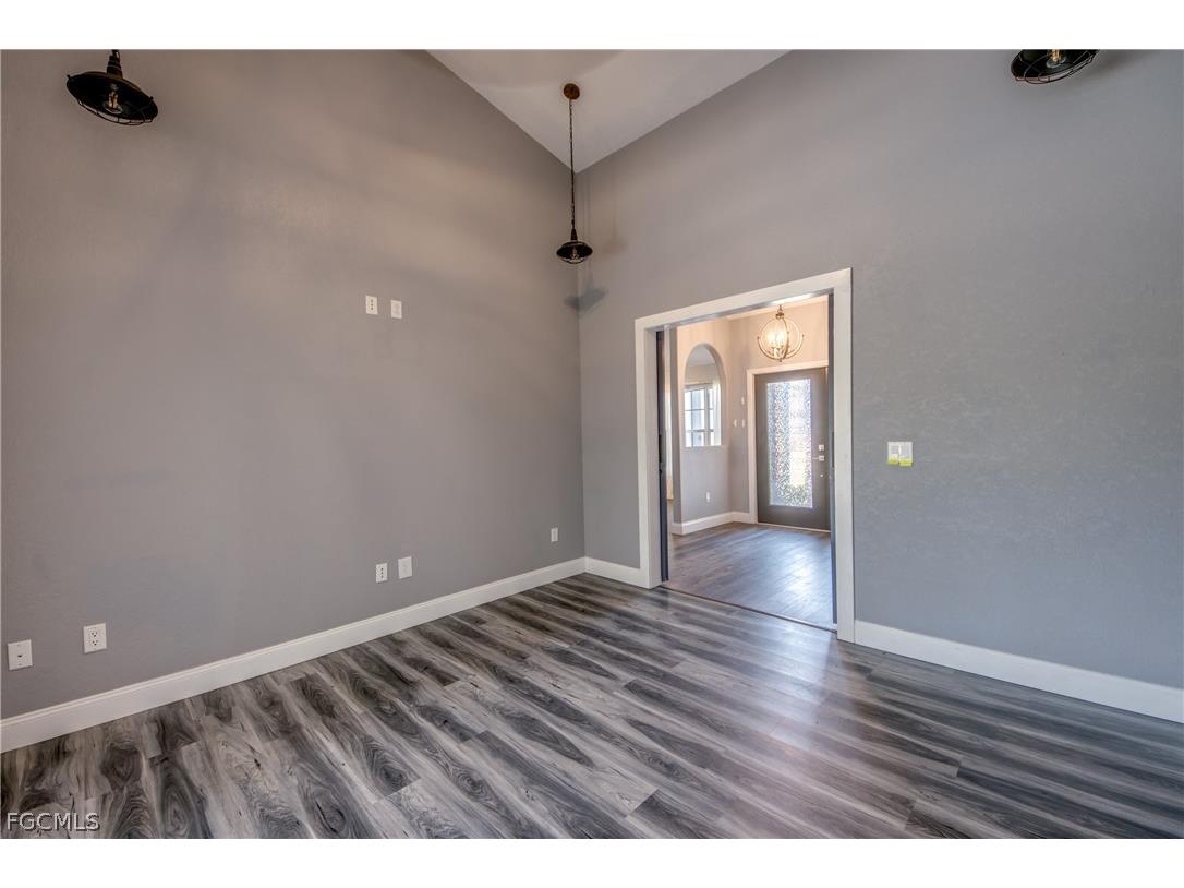 823 SW 10th Street Cape Coral FL 33991 2026006449 image8