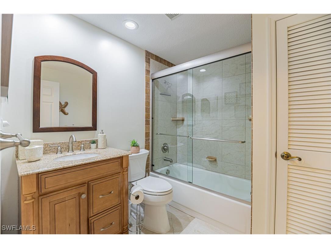 823 Tanbark Drive #101 Naples FL 34108 226005472 image11