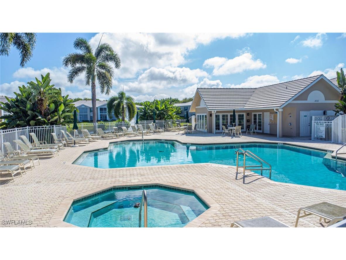 823 Tanbark Drive #101 Naples FL 34108 226005472 image28
