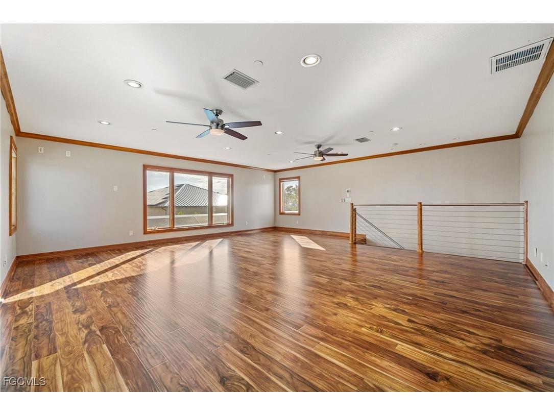 8230 Hunters Glen Circle North Fort Myers FL 33917 2025015996 image32