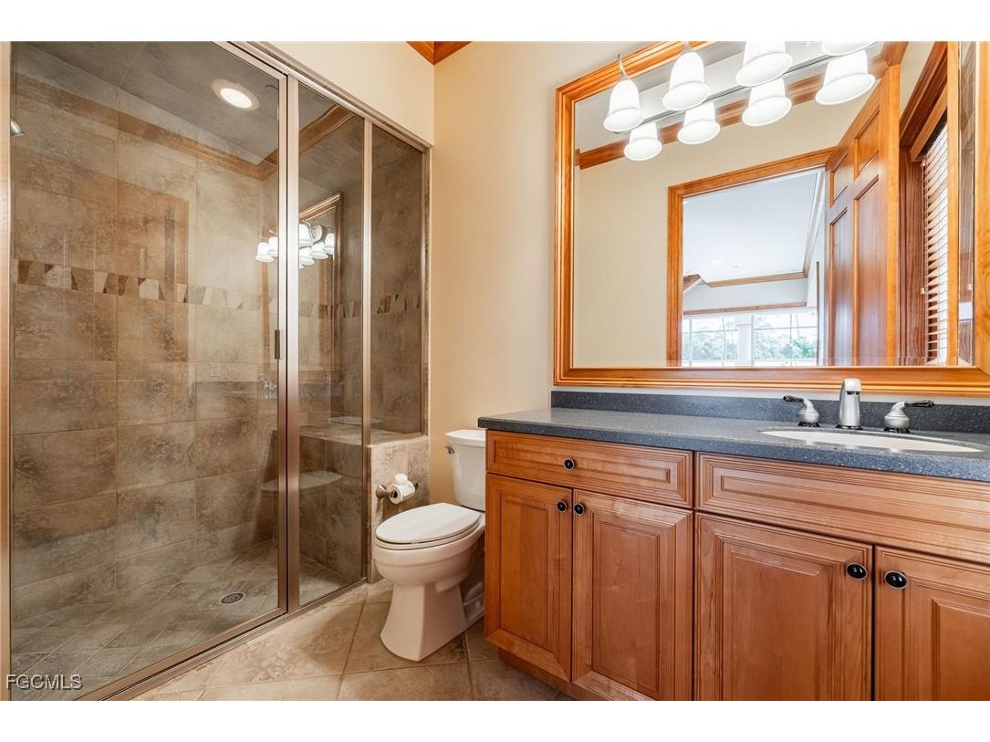 8230 Hunters Glen Circle North Fort Myers FL 33917 2025015996 image35