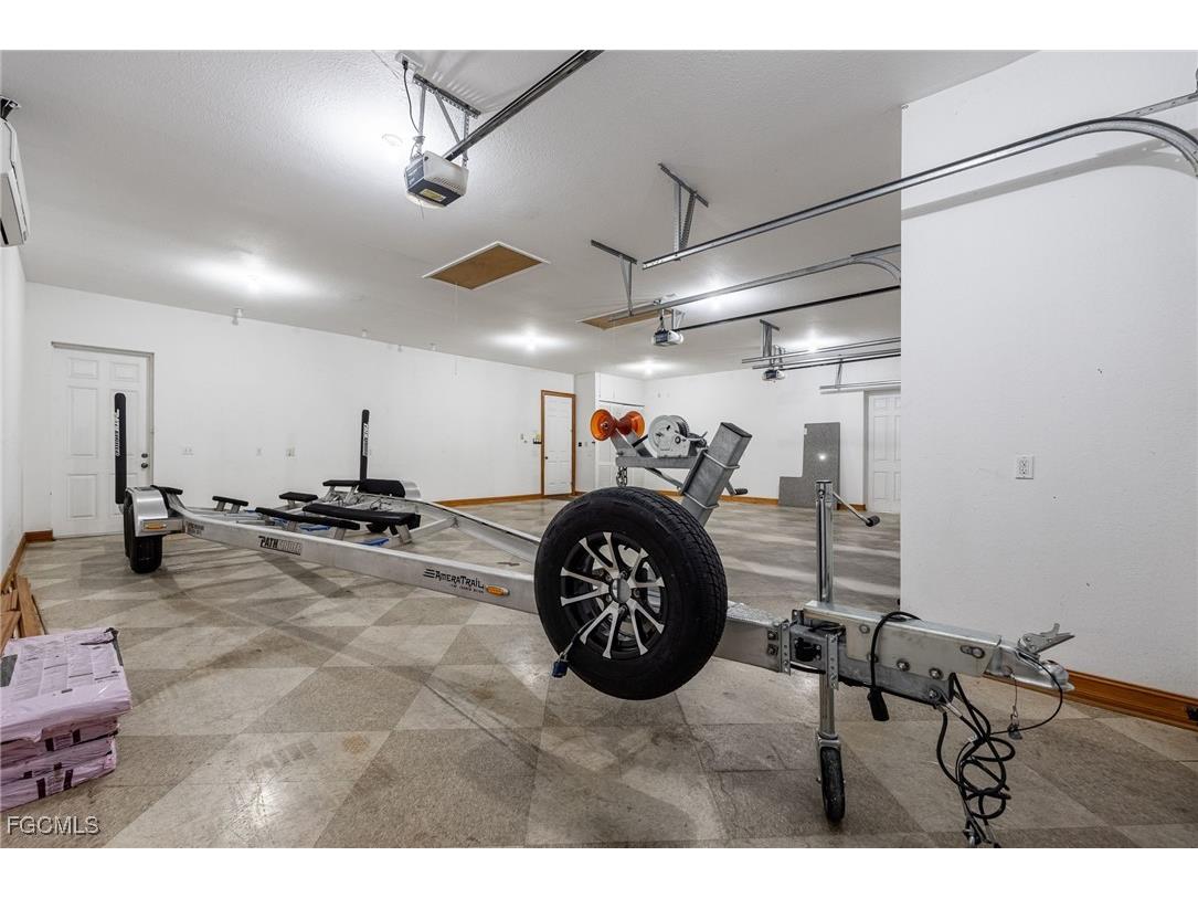 8230 Hunters Glen Circle North Fort Myers FL 33917 2025015996 image37