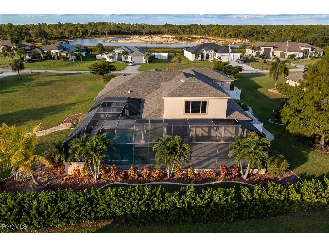 8230 Hunters Glen Circle North Fort Myers FL 33917 2025015996 image48