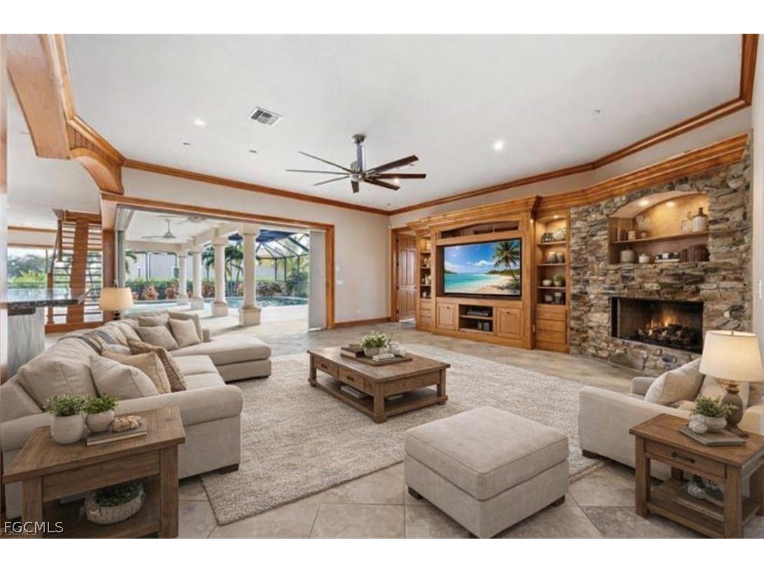 8230 Hunters Glen Circle North Fort Myers FL 33917 2025015996 image6