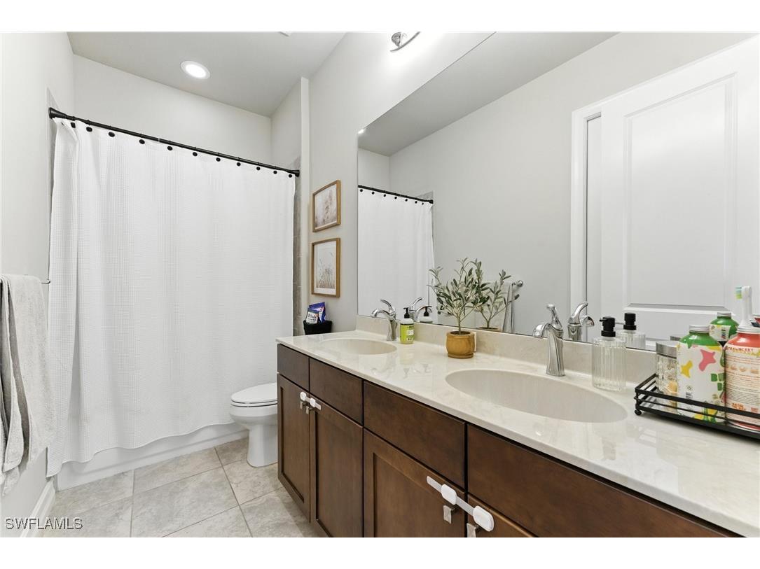 8230 Venetian Pointe Drive Fort Myers FL 33908 225059763 image14