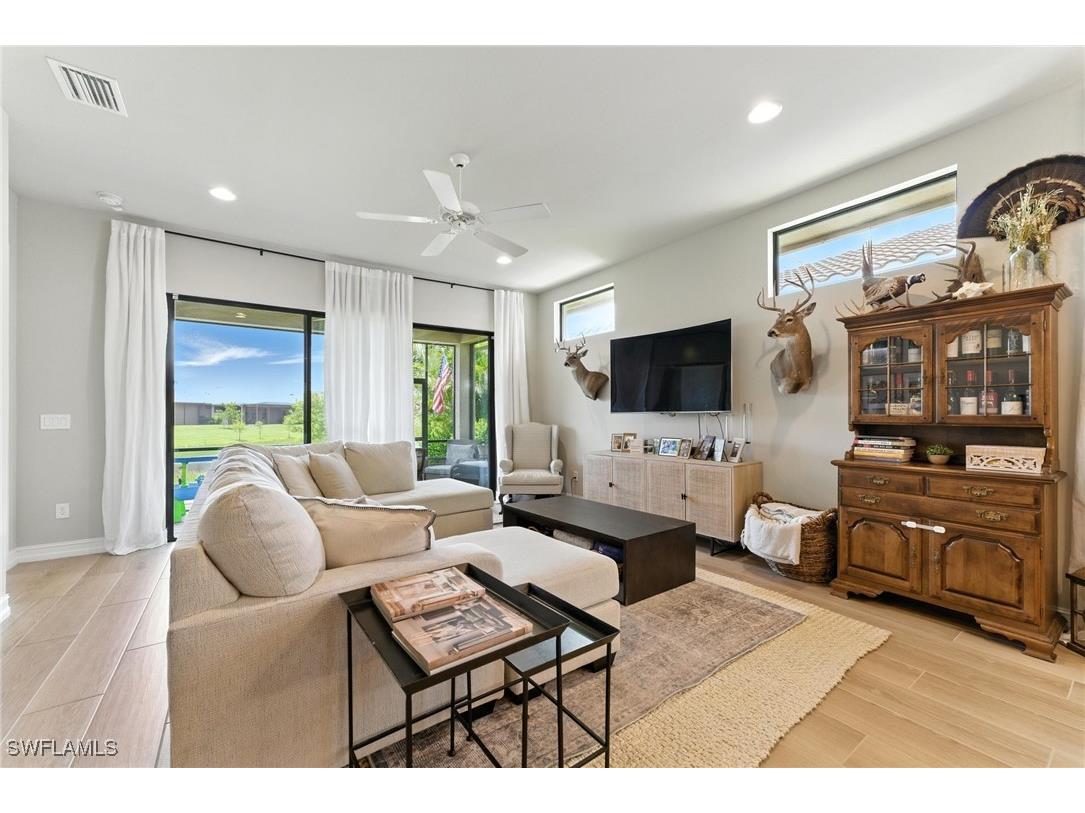 8230 Venetian Pointe Drive Fort Myers FL 33908 225059763 image16