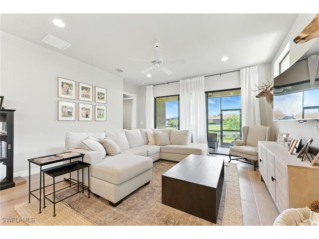 8230 Venetian Pointe Drive Fort Myers FL 33908 225059763 image17