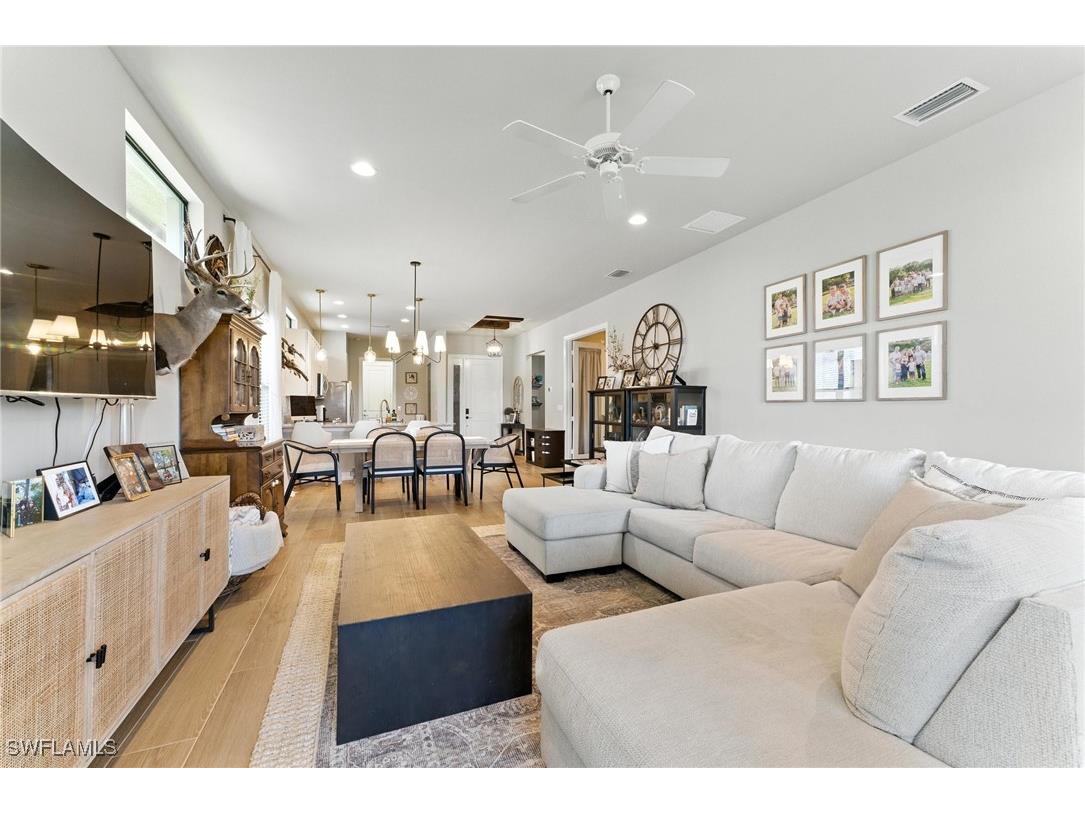 8230 Venetian Pointe Drive Fort Myers FL 33908 225059763 image19