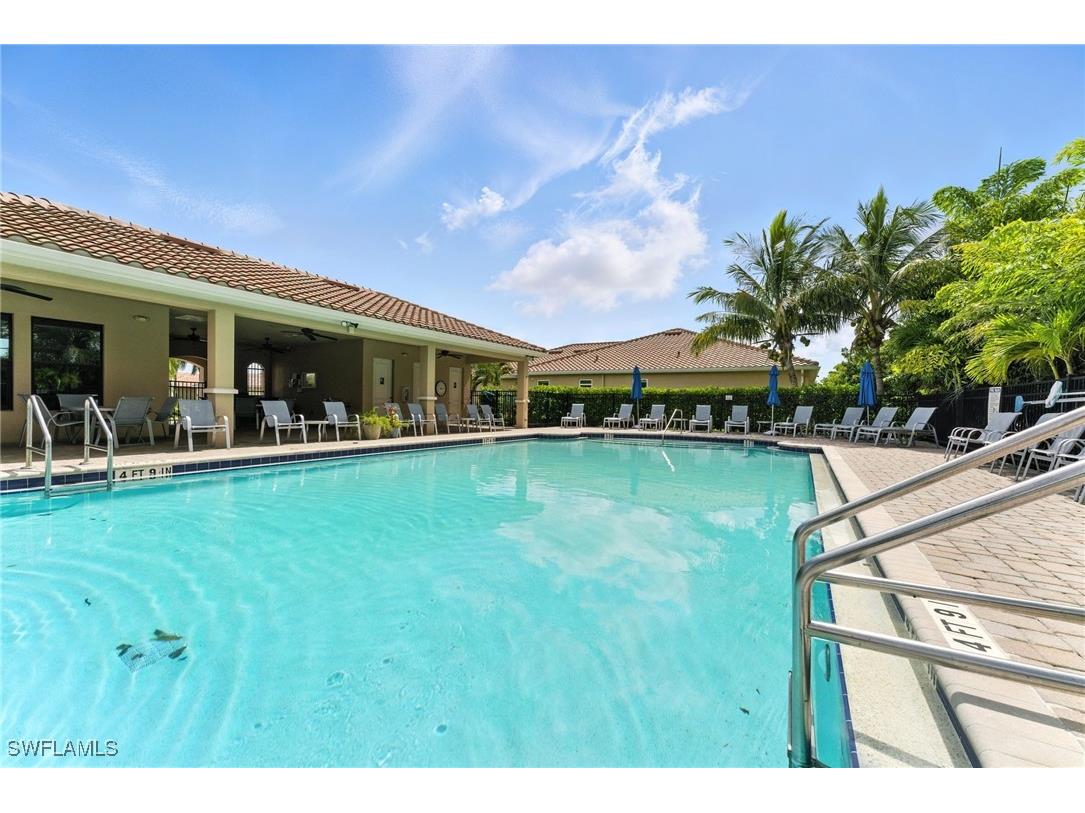 8230 Venetian Pointe Drive Fort Myers FL 33908 225059763 image3
