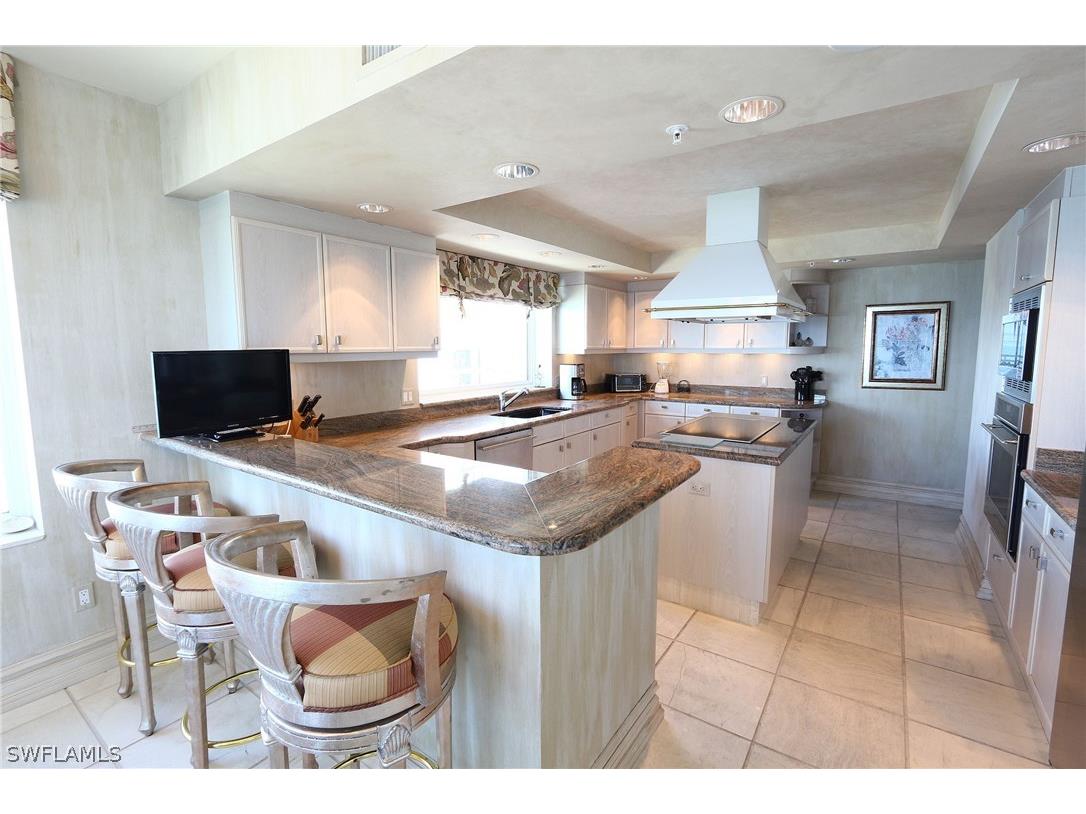 8231 Bay Colony Drive #1604 Naples FL 34108 226011763 image12