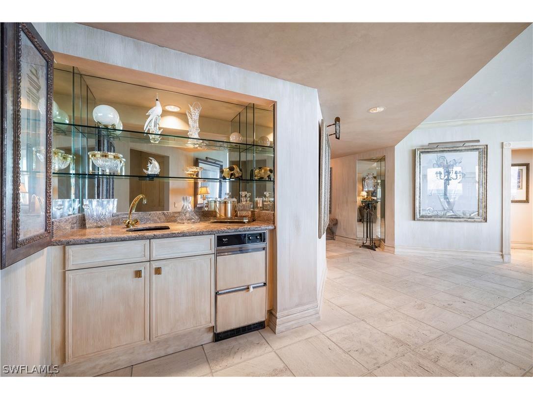 8231 Bay Colony Drive #1604 Naples FL 34108 226011763 image16