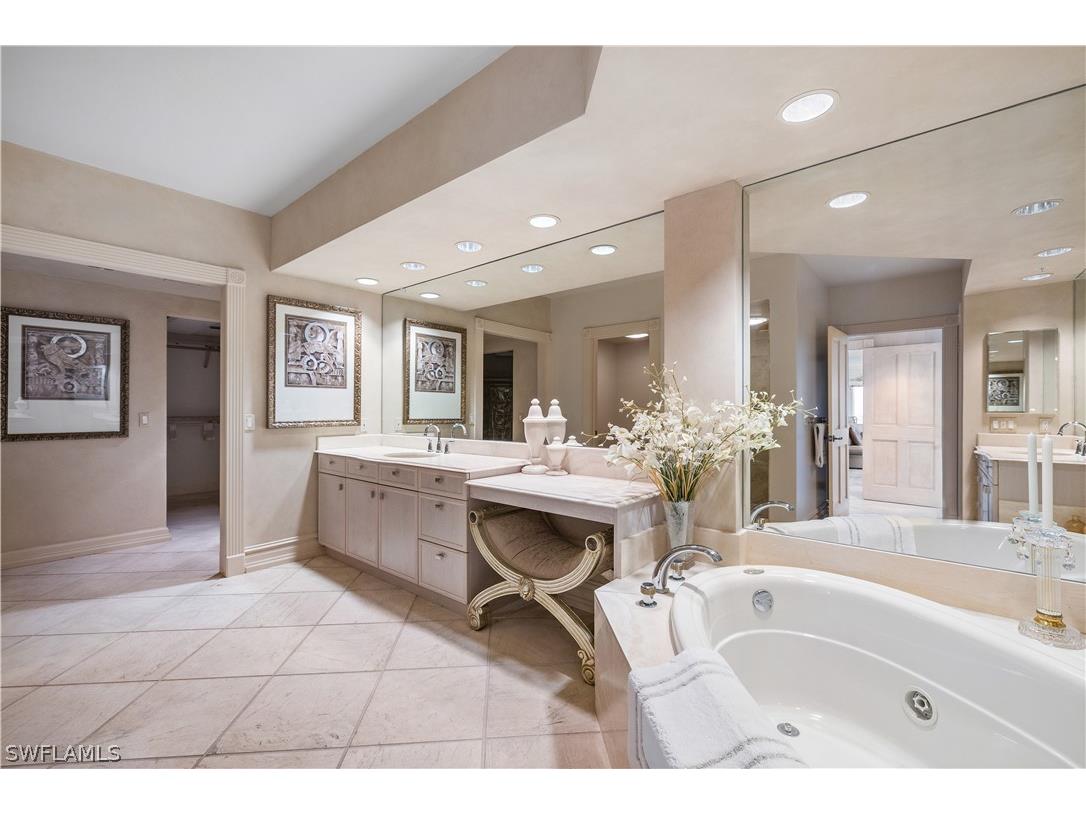 8231 Bay Colony Drive #1604 Naples FL 34108 226011763 image20