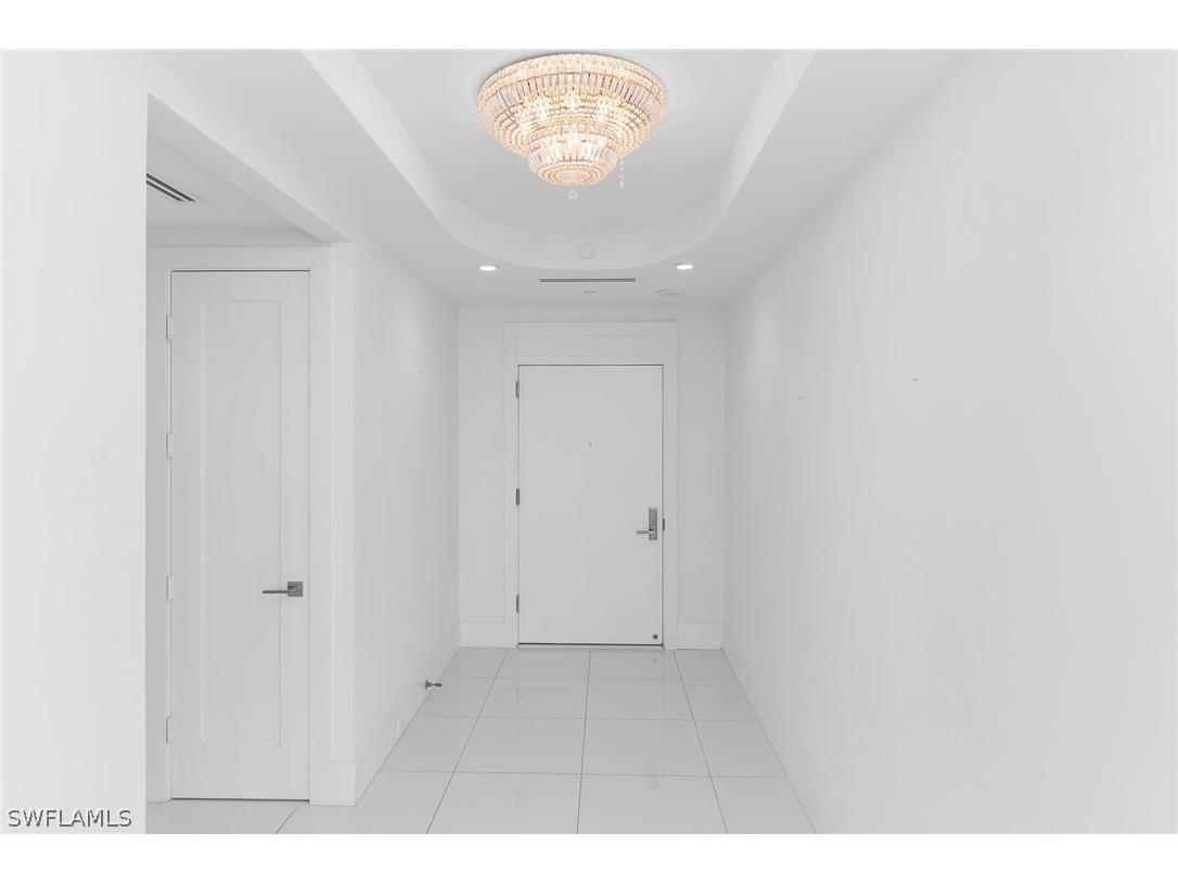8231 Bay Colony Drive #2004 Naples FL 34108 226009504 image17