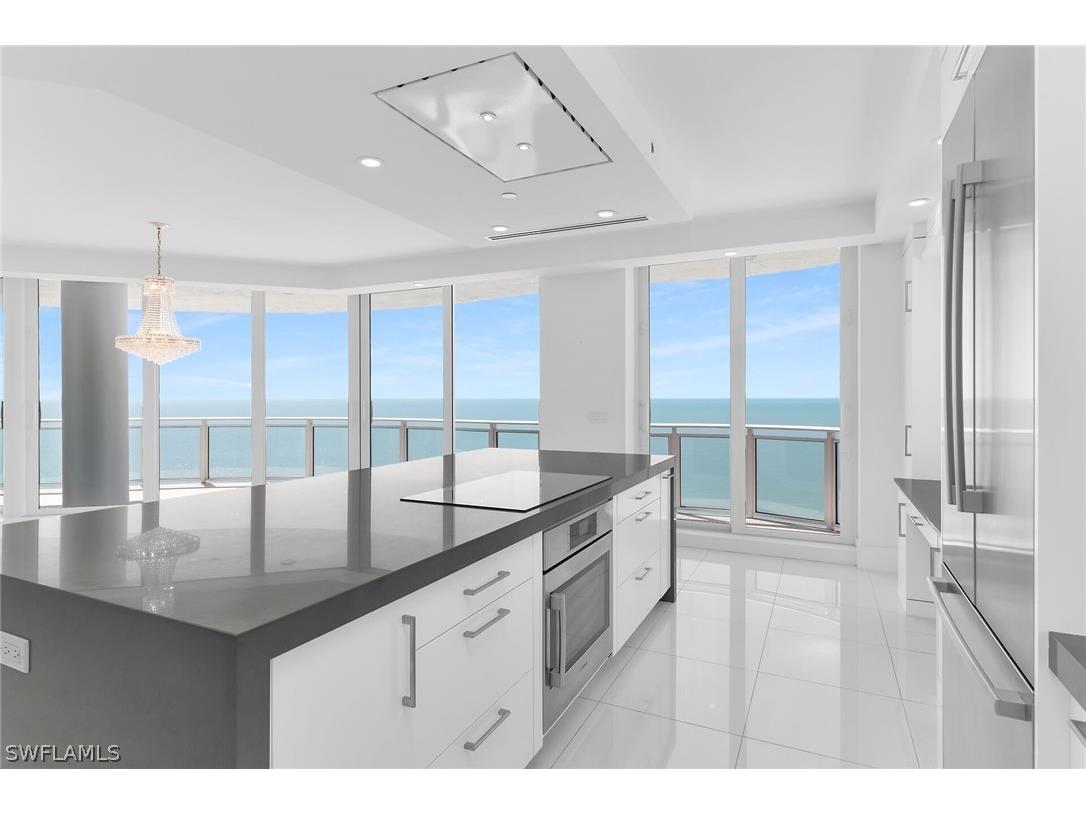 8231 Bay Colony Drive #2004 Naples FL 34108 226009504 image27