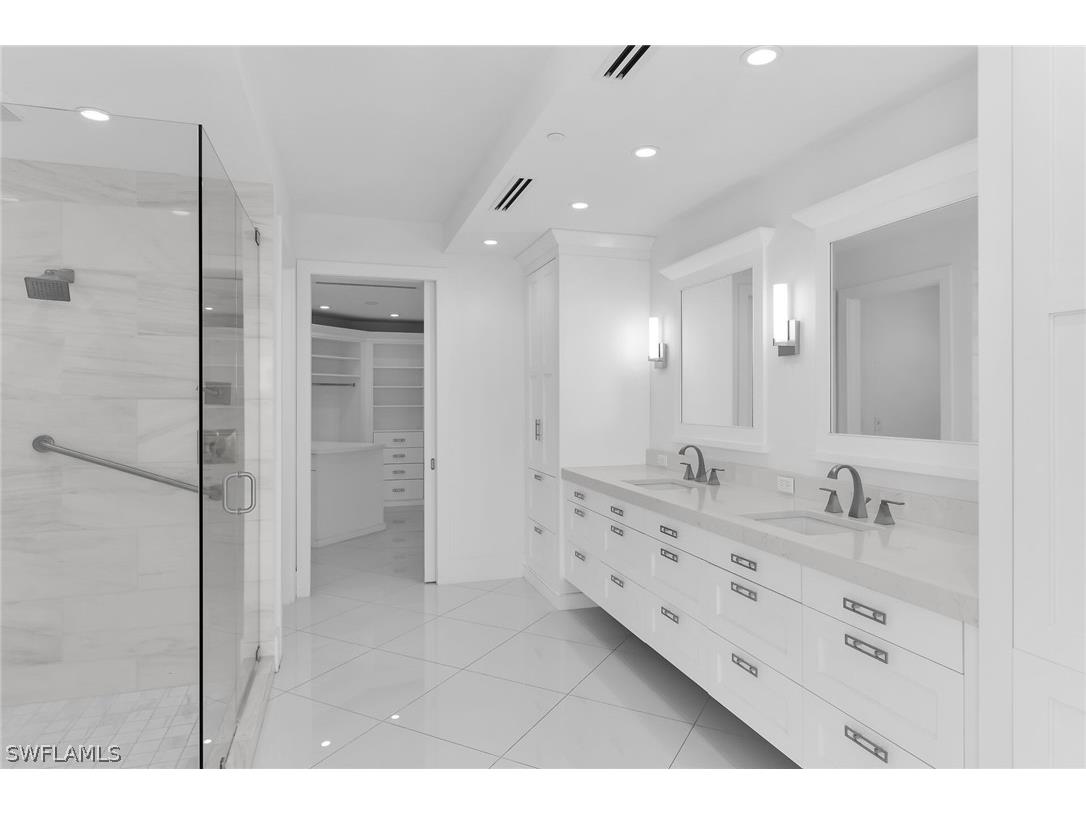 8231 Bay Colony Drive #2004 Naples FL 34108 226009504 image42