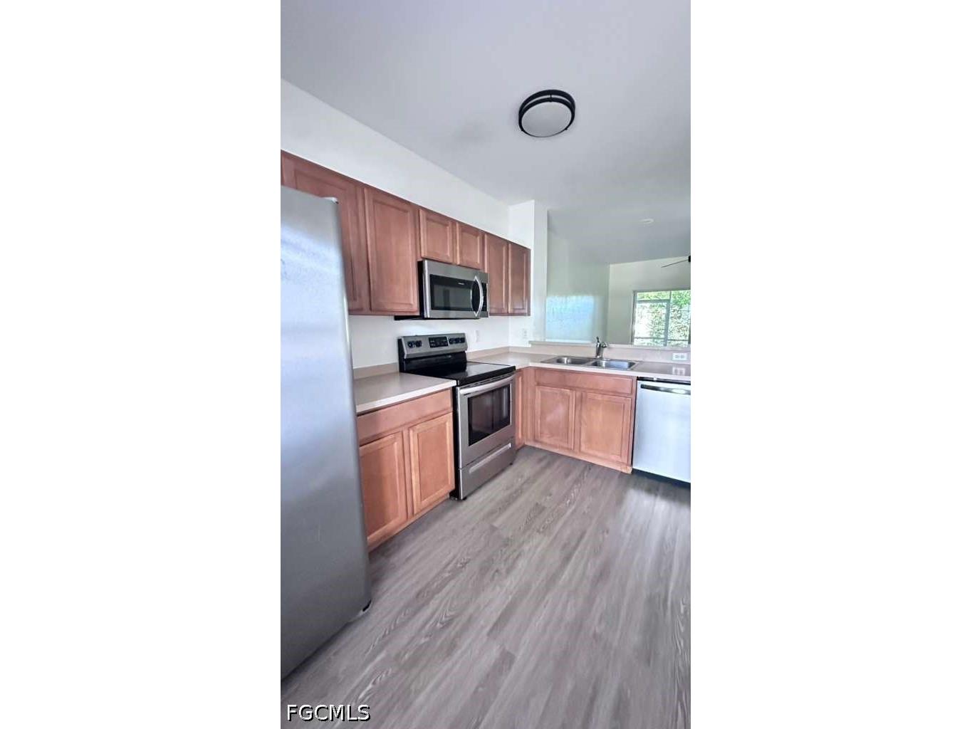 8239 Pacific Beach Drive Fort Myers FL 33966 2026026593 image5