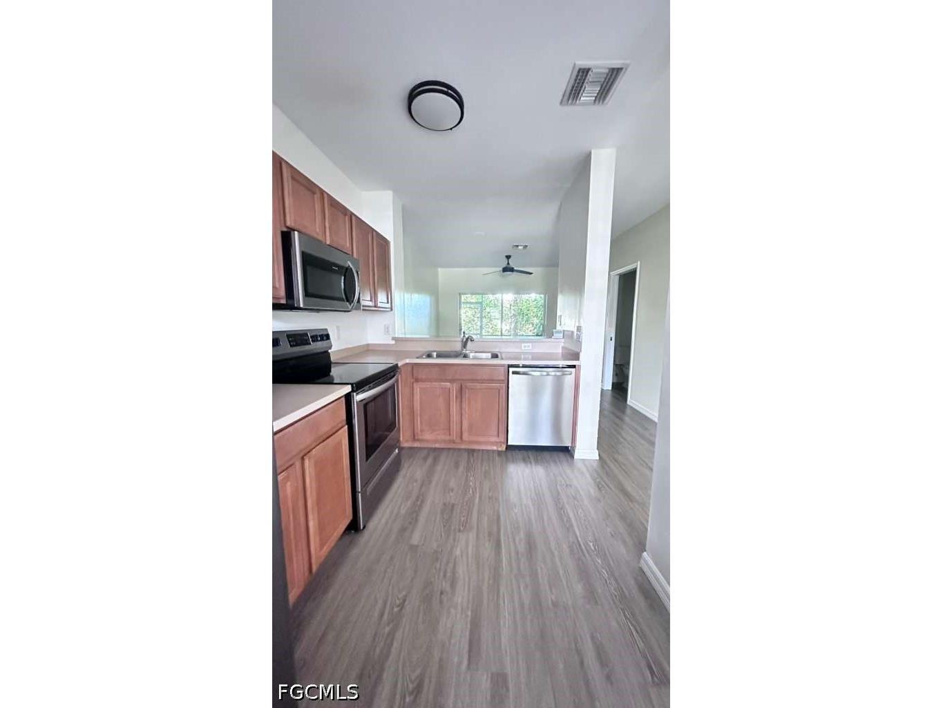 8239 Pacific Beach Drive Fort Myers FL 33966 2026026593 image6