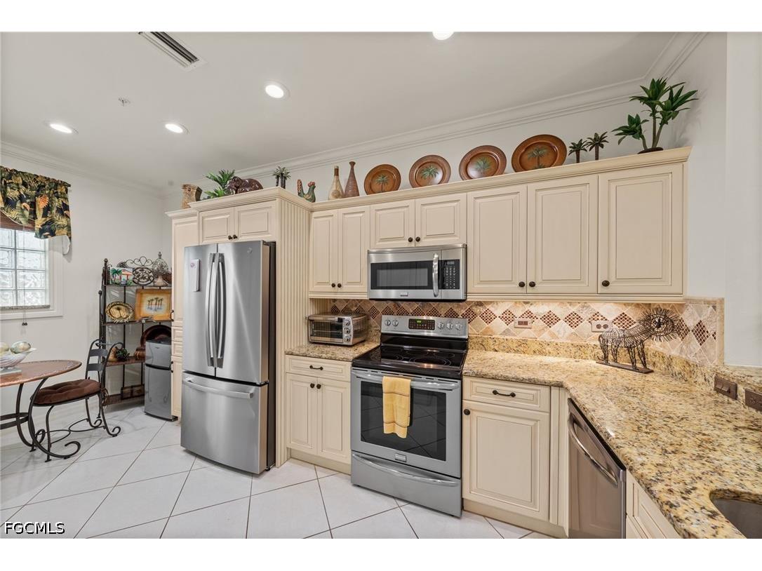8239 Parkstone Place #102 Naples FL 34120 2026020203 image10