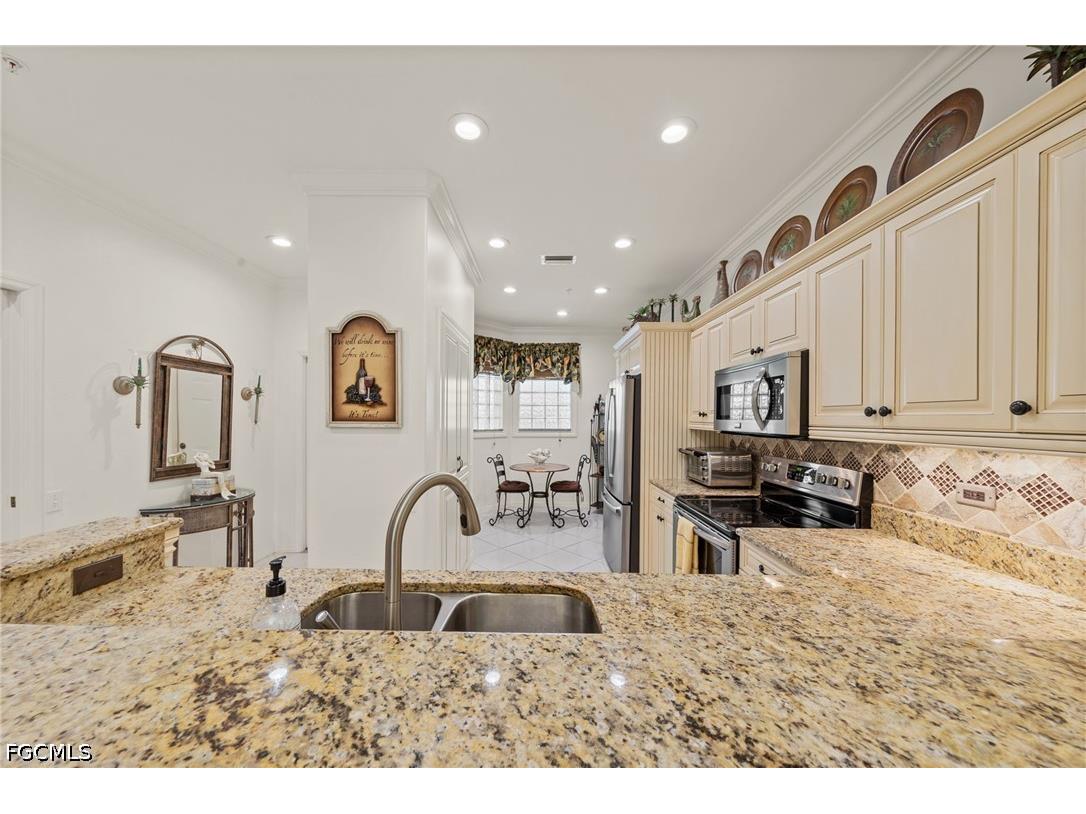 8239 Parkstone Place #102 Naples FL 34120 2026020203 image9