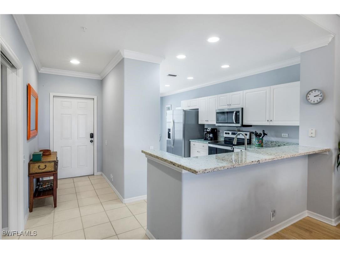 8239 Parkstone Place #304 Naples FL 34120 225033034 image8