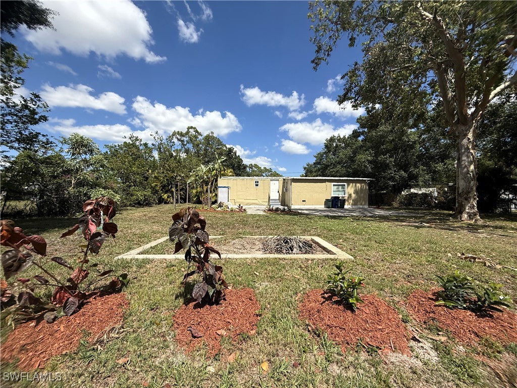 8239 Suncoast Drive North Fort Myers FL 33917 225022189 image1