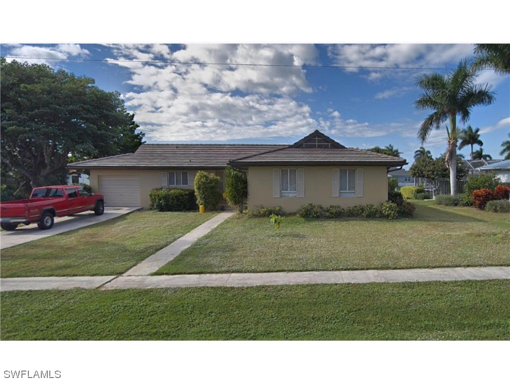 824 Buttonwood Court Marco Island FL 34145 223089433 image1