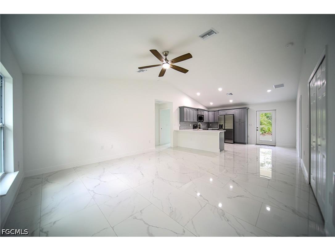 824 Carpenter Street E Lehigh Acres FL 33974 2026016420 image5