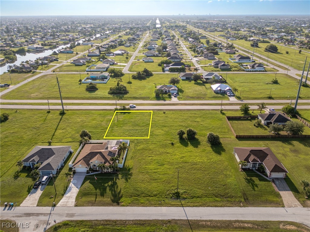 824 El Dorado Boulevard N Cape Coral FL 33993 2025001978 image11