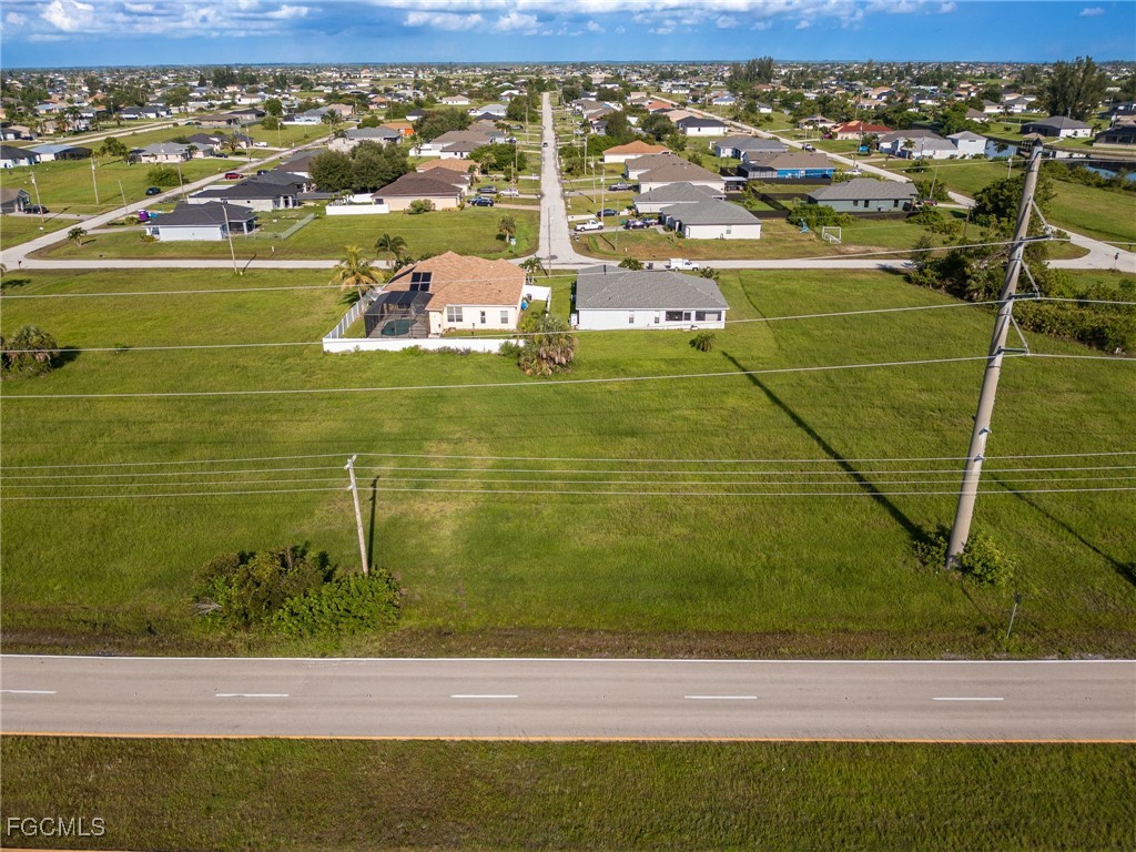 824 El Dorado Boulevard N Cape Coral FL 33993 2025001978 image6