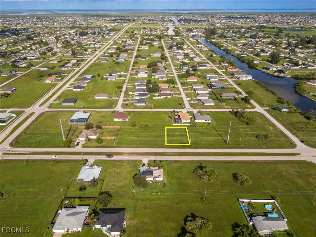 824 El Dorado Boulevard N Cape Coral FL 33993 2025001978 image8