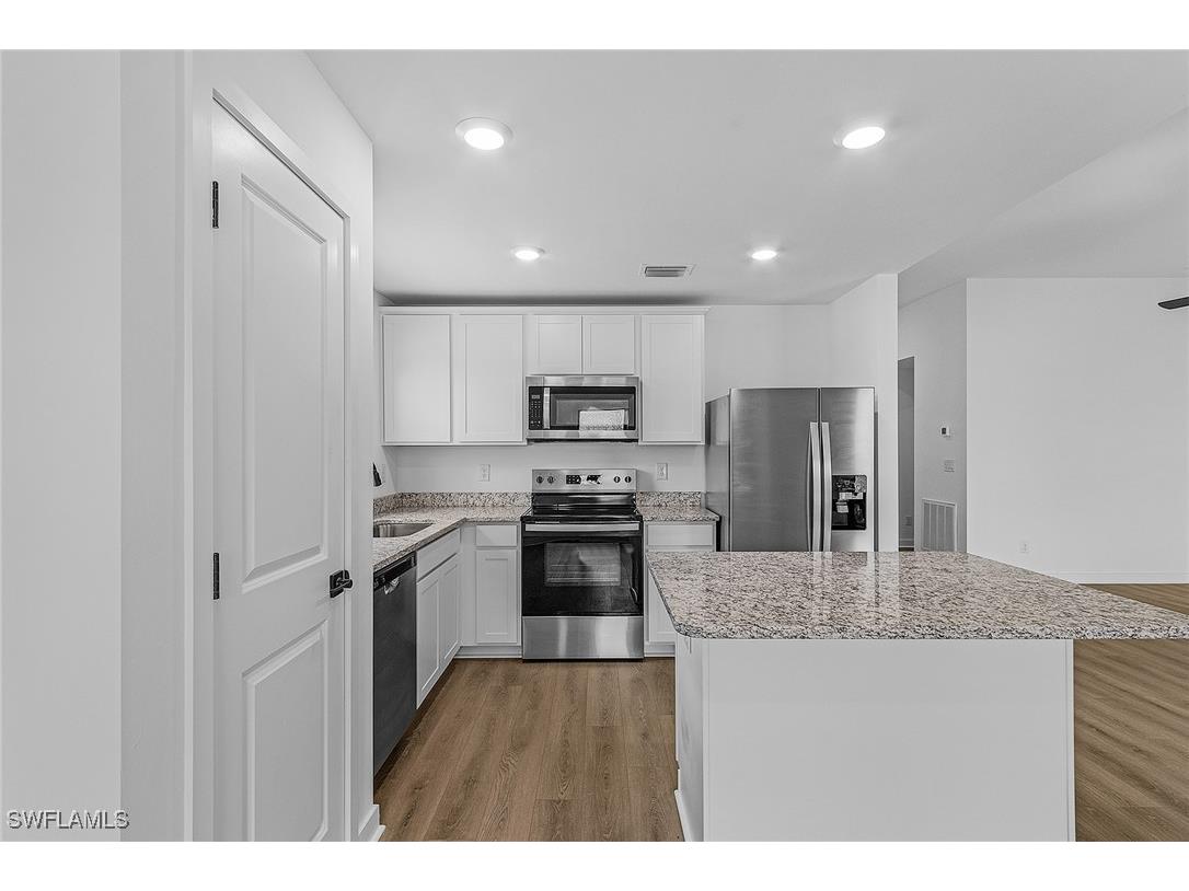  Labelle FL 33935 225037569 image7