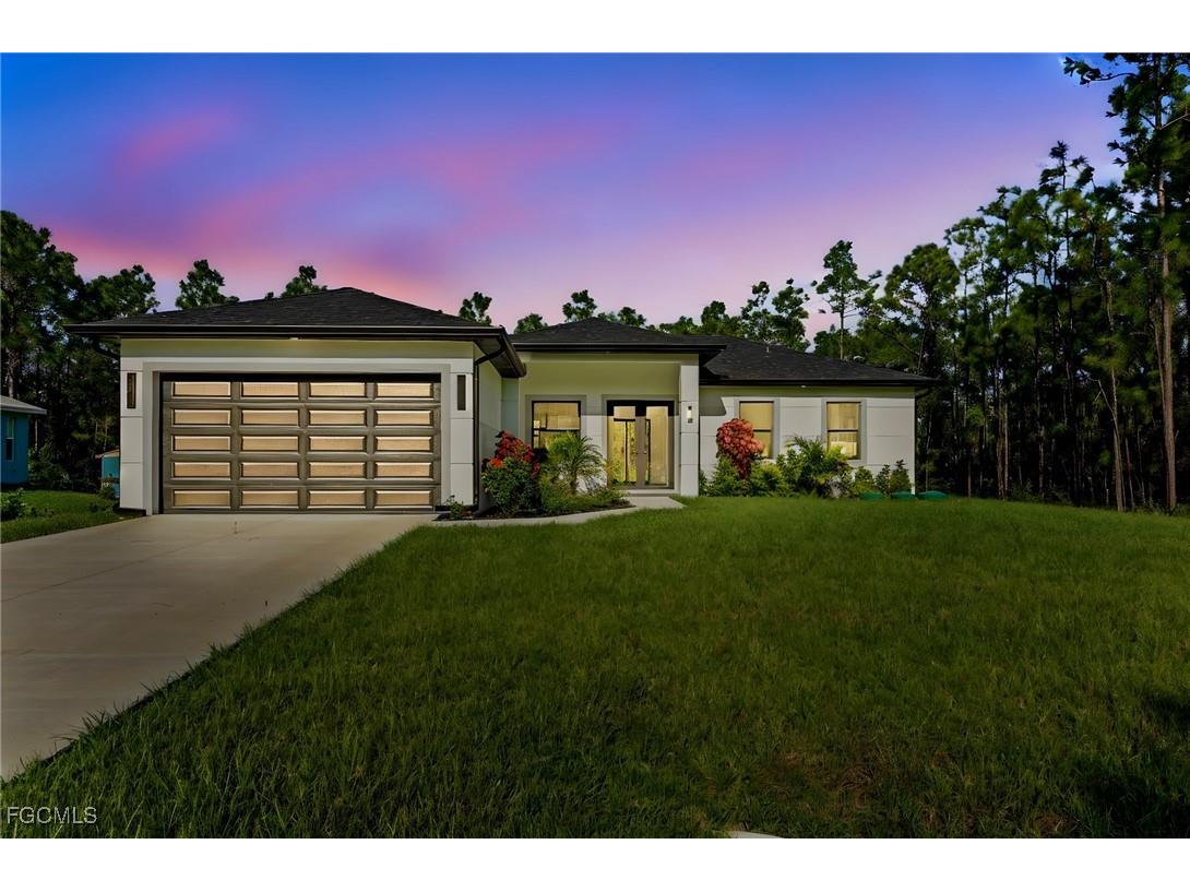 824 Grenada Avenue Lehigh Acres FL 33974 2025019824 image1