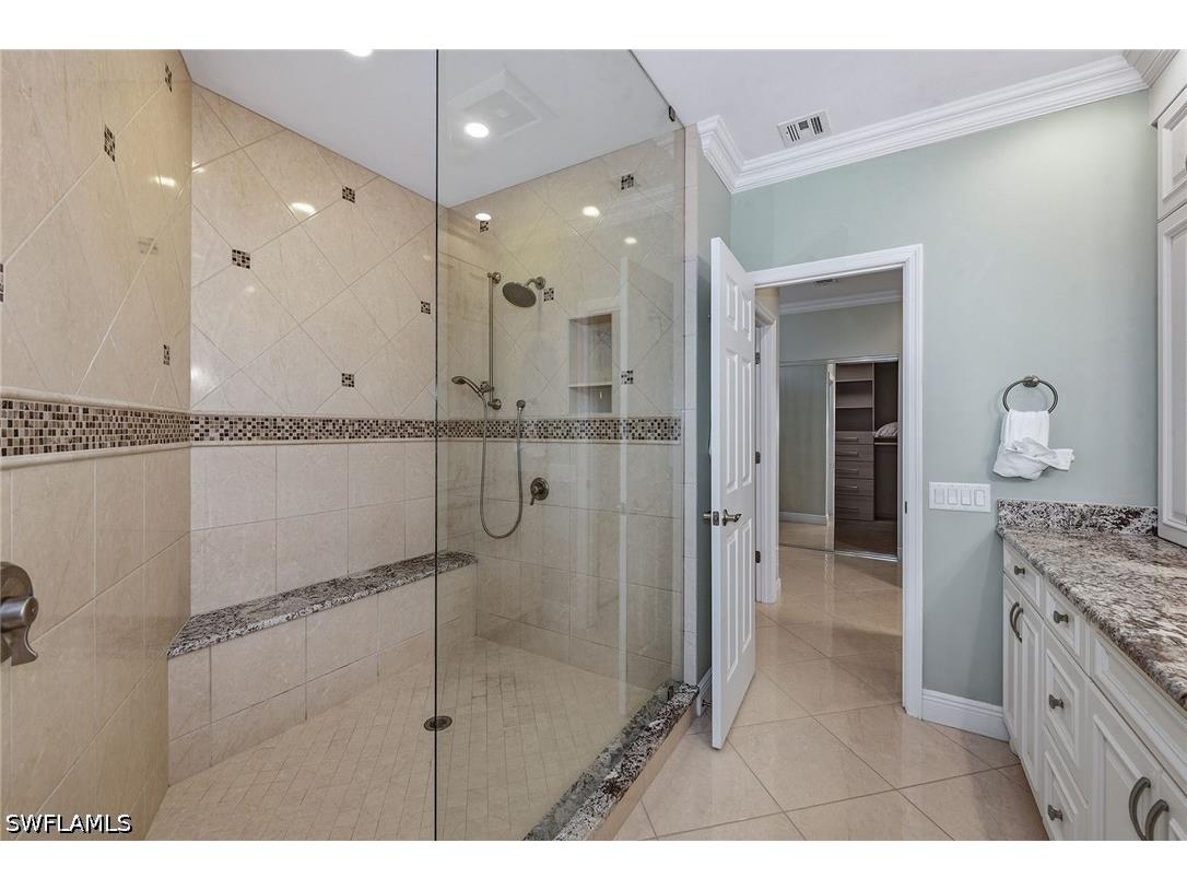 824 Hideaway Circle E #324 Marco Island FL 34145 226022565 image17