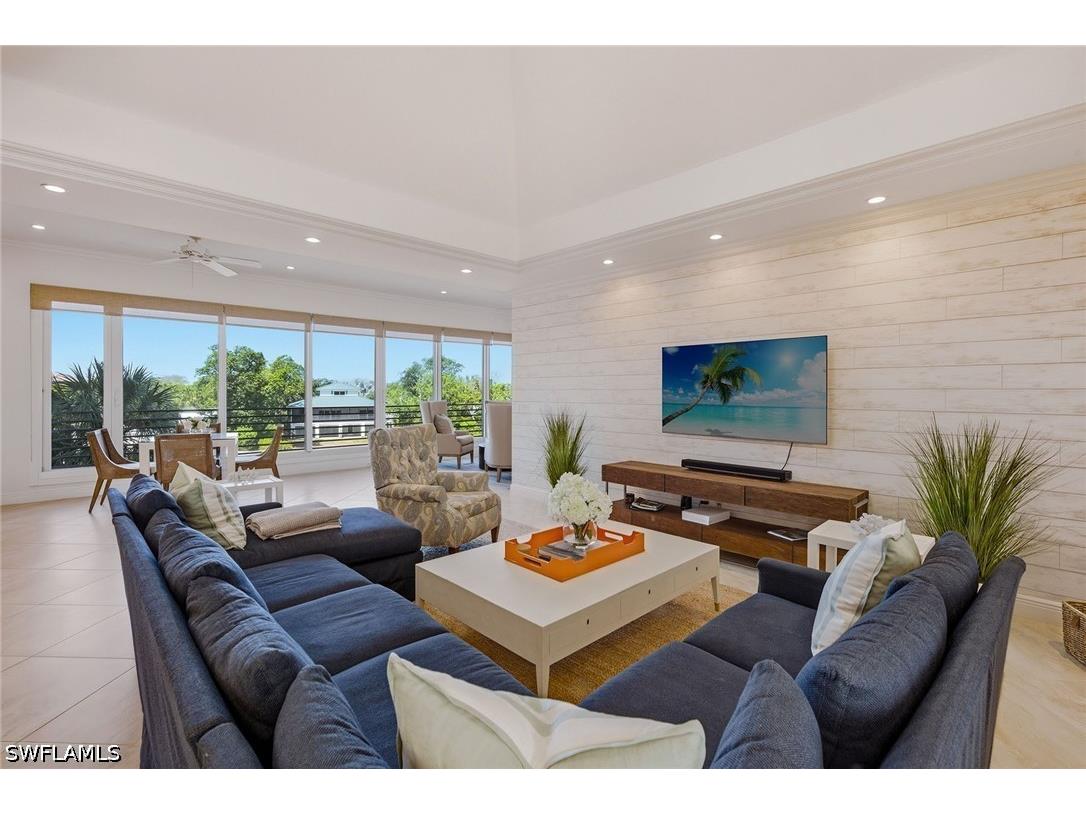 824 Hideaway Circle E #324 Marco Island FL 34145 226022565 image4