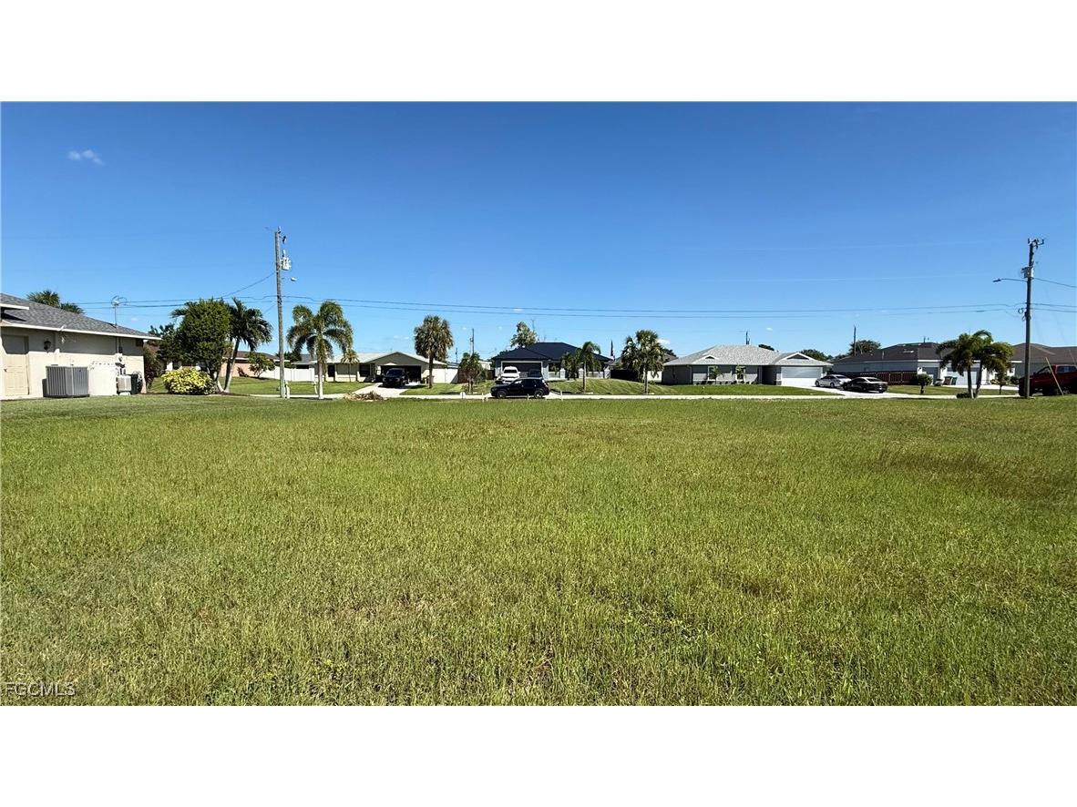 824 NE 6th Avenue Cape Coral FL 33909 2025017064 image5